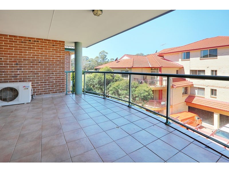 12/27-28 Parkside Lane, Westmead NSW 2145