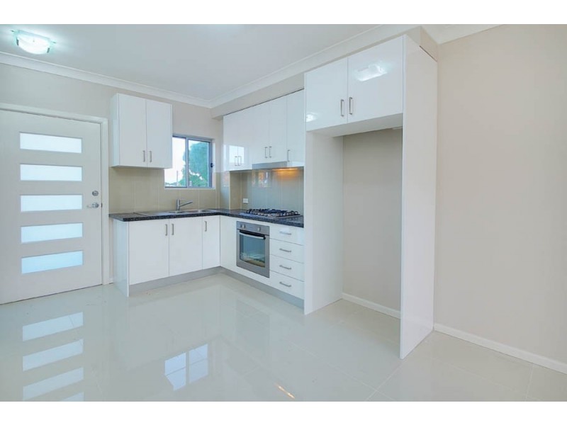 3/221 Fowler Road, Guildford NSW 2161