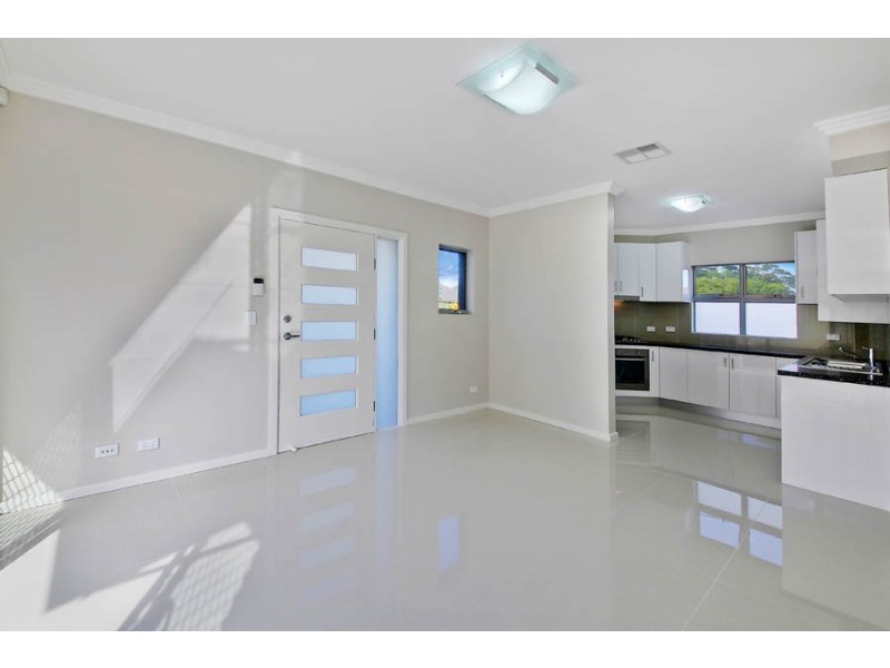 4/221 Fowler Road, Guildford NSW 2161