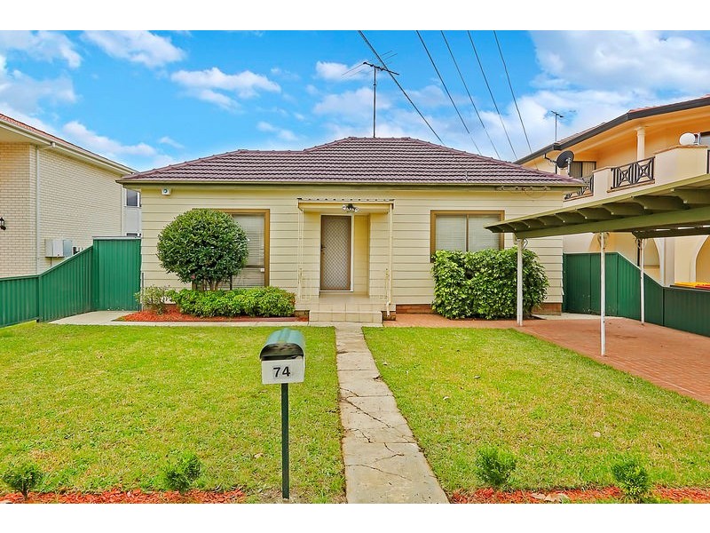 74 Eton St, Smithfield NSW 2164