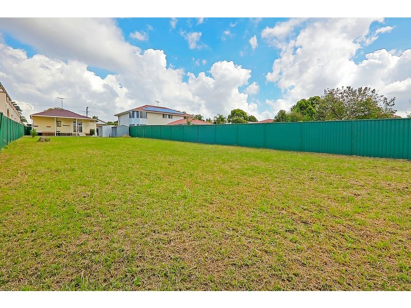 74 Eton St, Smithfield NSW 2164