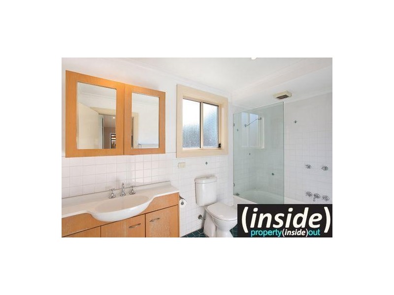 5 Budgeree Road, Toongabbie NSW 2146