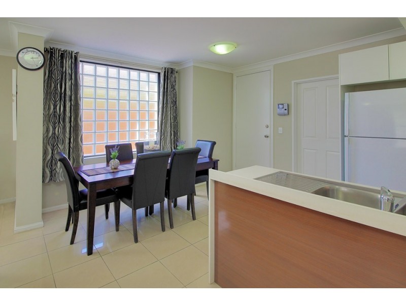 1/367-371 Wentworth Avenue, Toongabbie NSW 2146