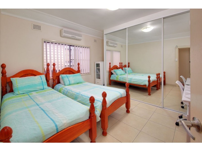 7 Abbott Street, Merrylands NSW 2160