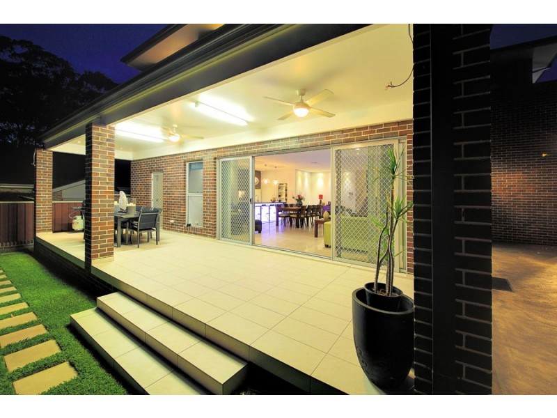 39 Binalong Road, Wentworthville NSW 2145