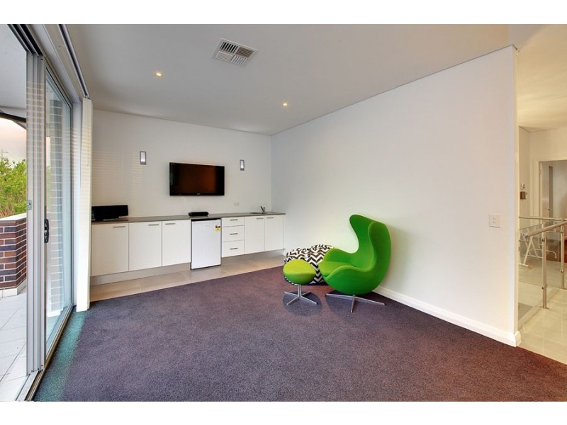 39 Binalong Road, Wentworthville NSW 2145