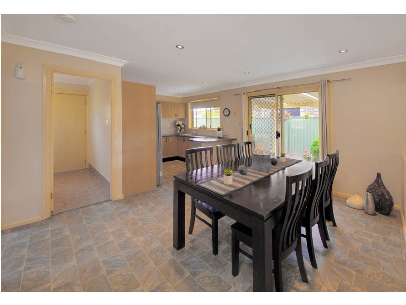 10 Glennis Close, Glendenning NSW 2761