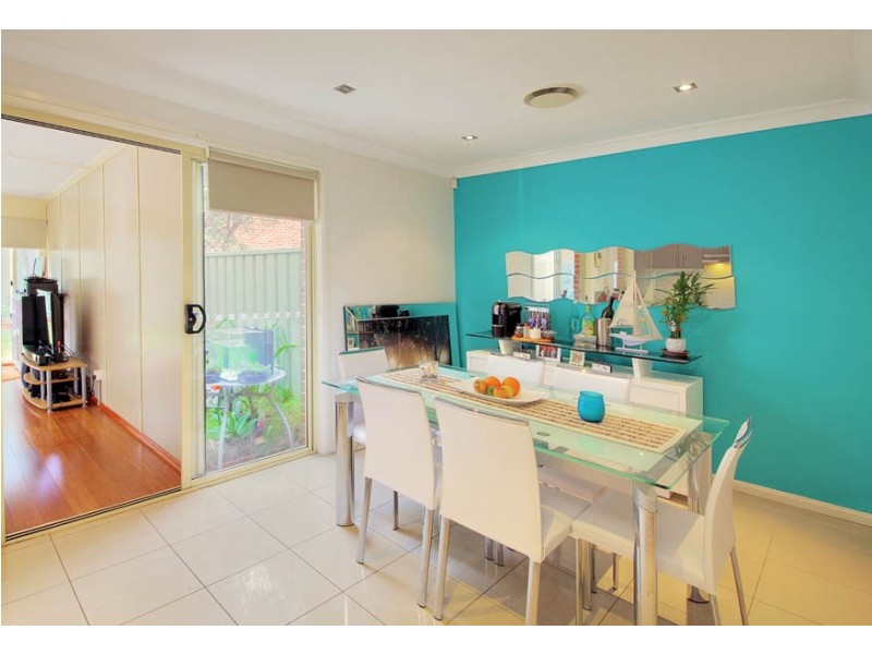21 Arnott Road, Marayong NSW 2148