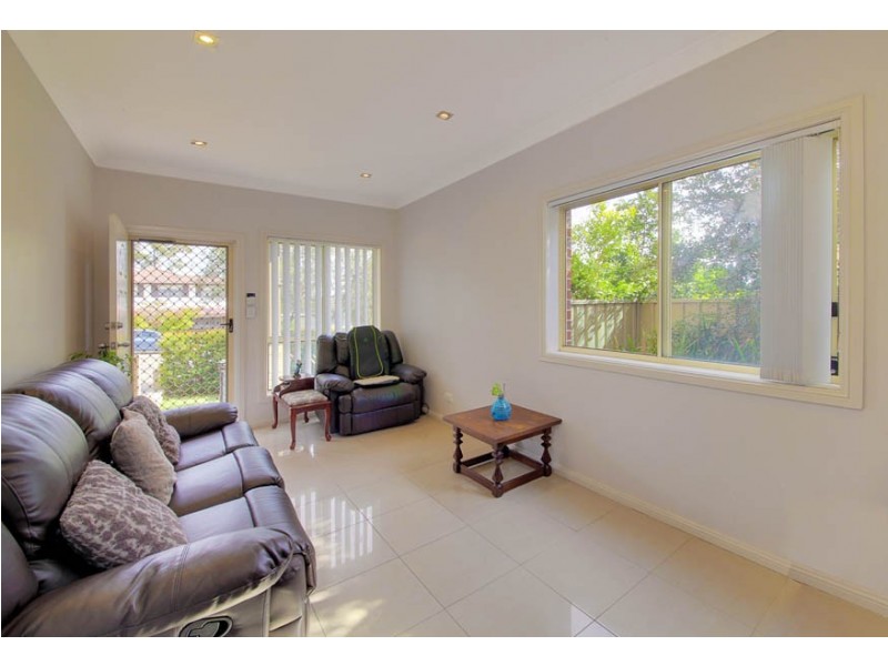 21 Arnott Road, Marayong NSW 2148
