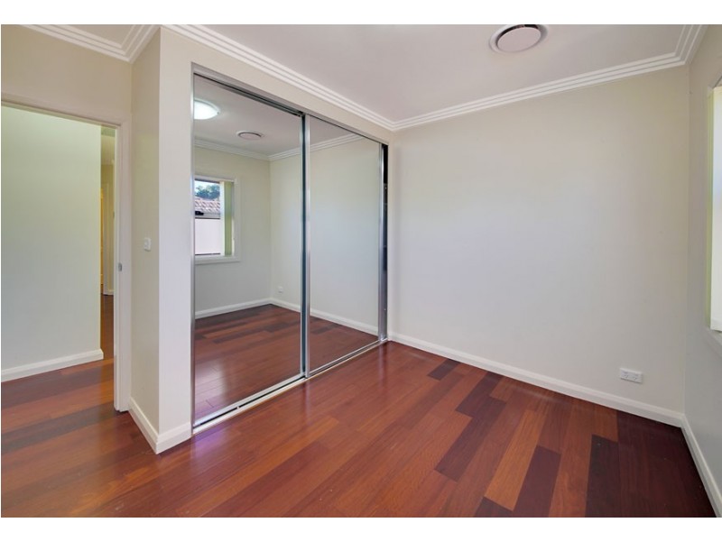 2/7-9 Magowar Road, Pendle Hill NSW 2145