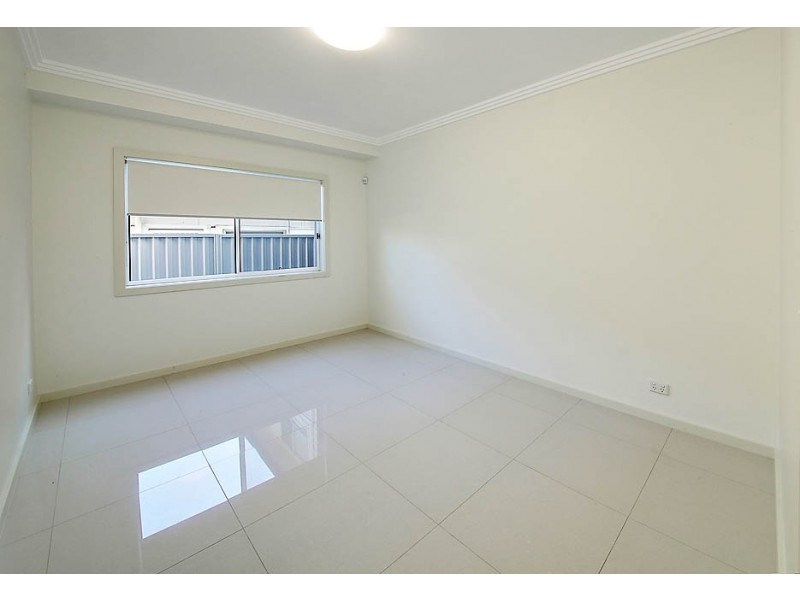 8B Albert Street, Guildford NSW 2161