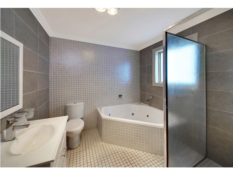 11A Magowar Road, Pendle Hill NSW 2145