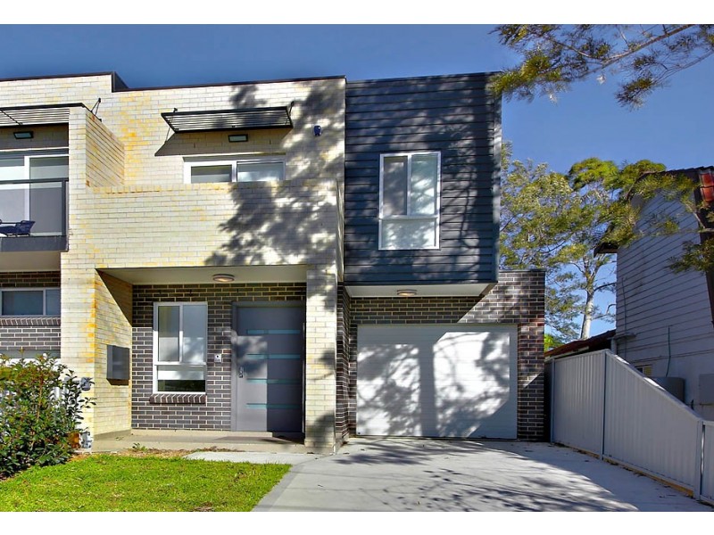 8B Albert Street, Guildford NSW 2161