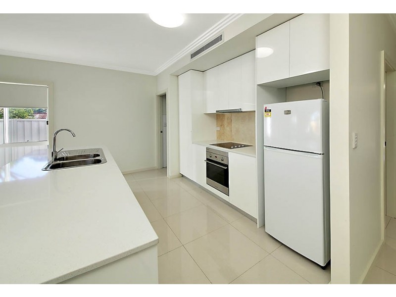 8B Albert Street, Guildford NSW 2161