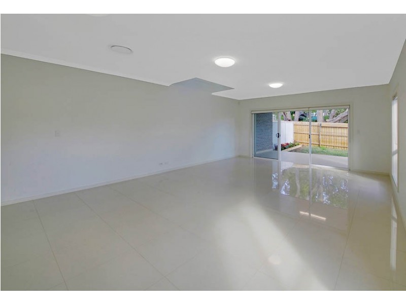 8B Albert Street, Guildford NSW 2161