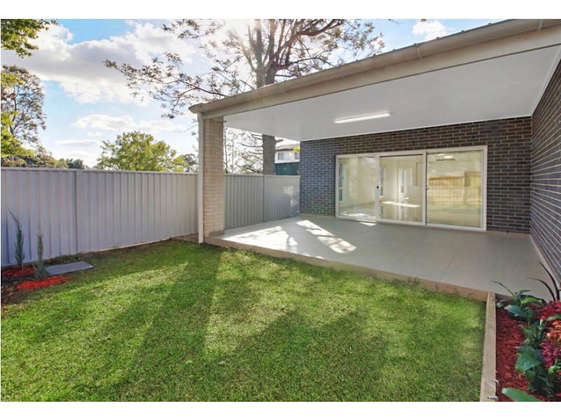 8B Albert Street, Guildford NSW 2161