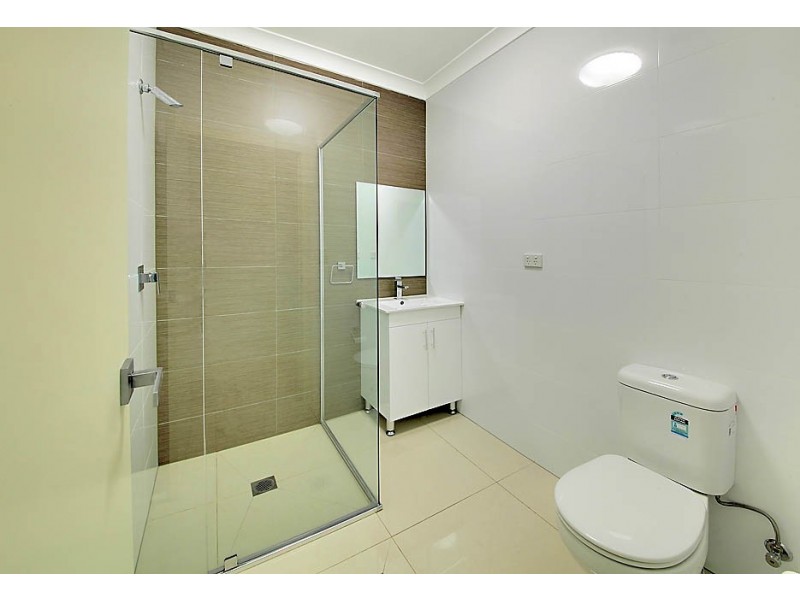 8B Albert Street, Guildford NSW 2161