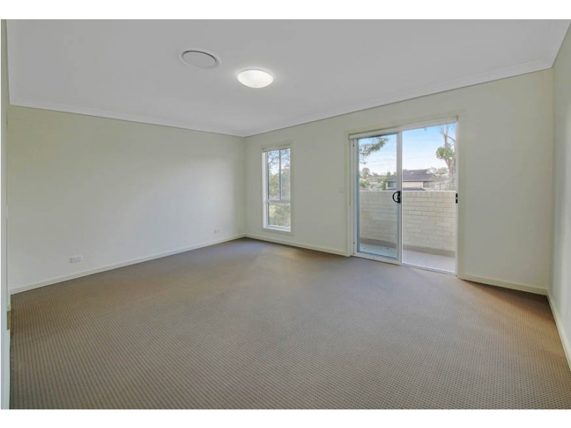 8B Albert Street, Guildford NSW 2161