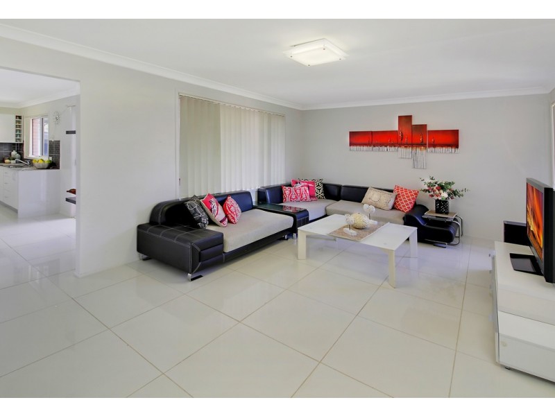 13 Azzopardi Avenue, Glendenning NSW 2761