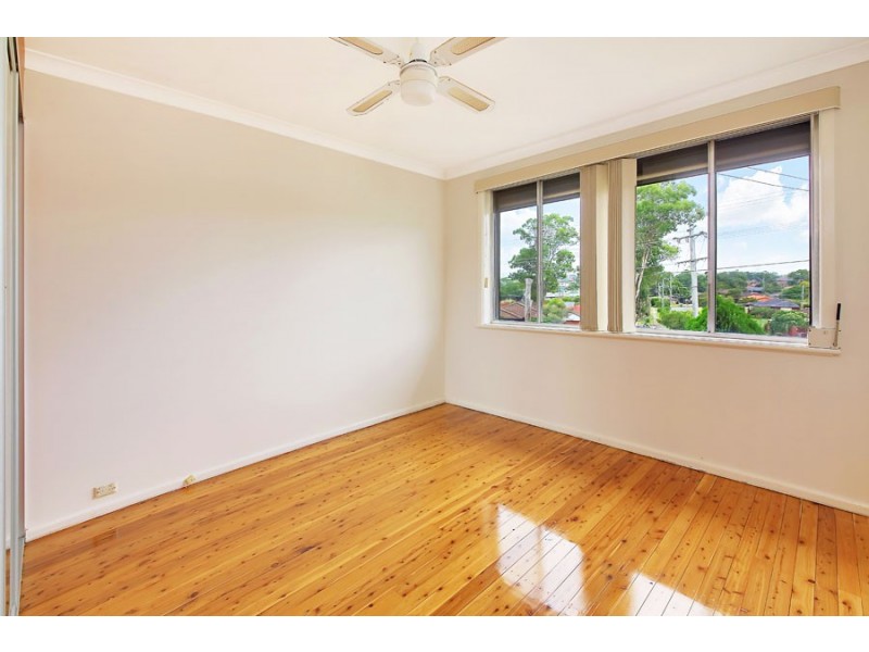 36 The Crescent, Toongabbie NSW 2146