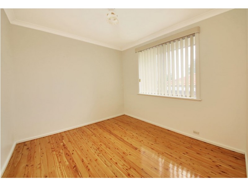 36 The Crescent, Toongabbie NSW 2146