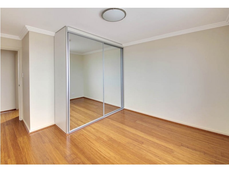 4/87-87A Cornelia Road, Toongabbie NSW 2146