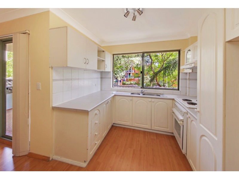 1/237-239 Targo Road, Toongabbie NSW 2146