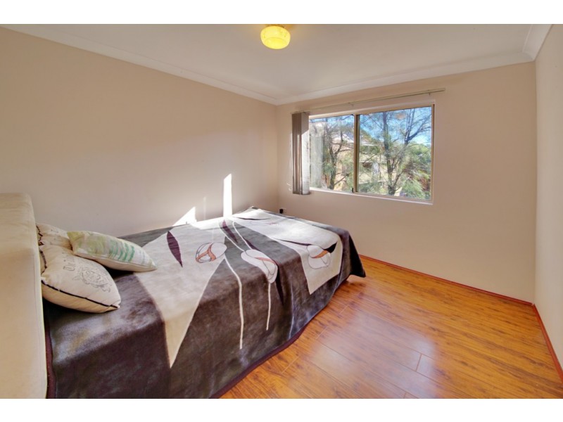 17/237-239 Targo Road, Toongabbie NSW 2146