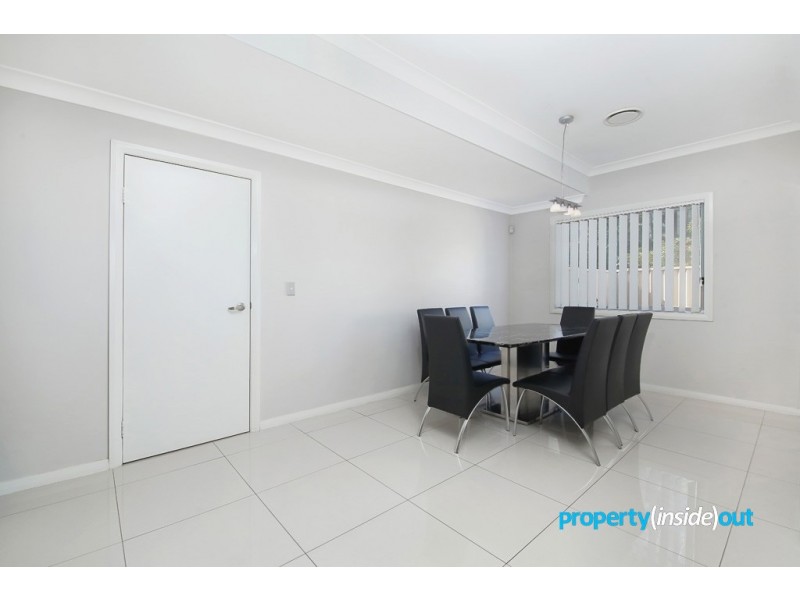 10/15-17 Carter Street, Seven Hills NSW 2147