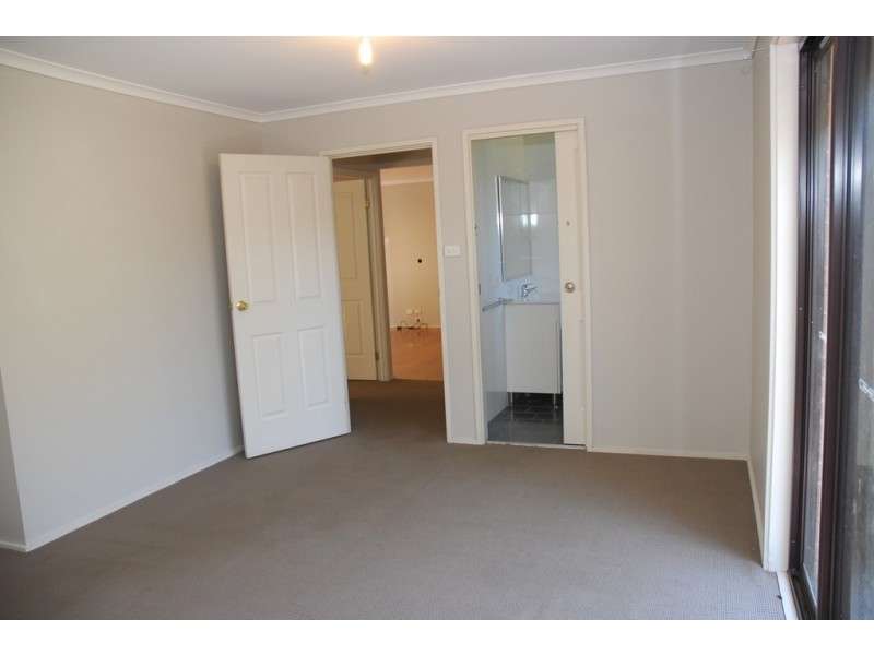 4 Rosella Place, Cranebrook NSW 2749