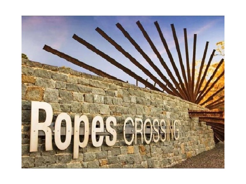 8 Ropes Crossing Boulervard, Ropes Crossing NSW 2760