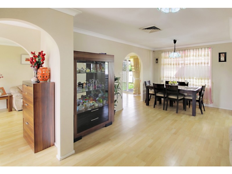 6 Bonzer Place, Glendenning NSW 2761