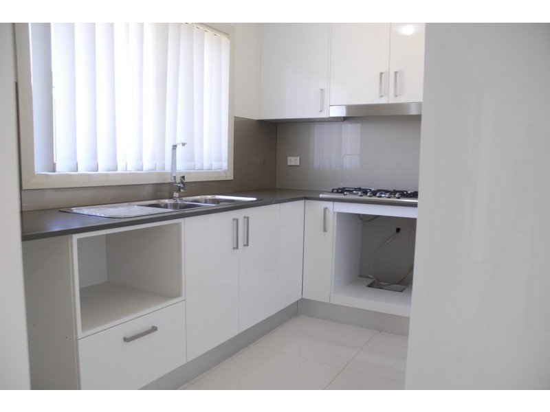 1/87-87A Cornelia Road, Toongabbie NSW 2146