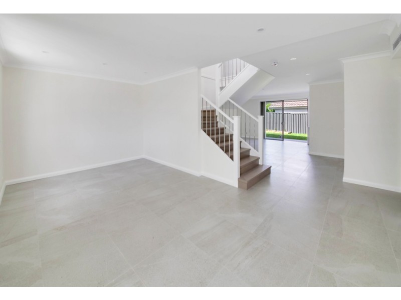 25 Macklin Street, Pendle Hill NSW 2145