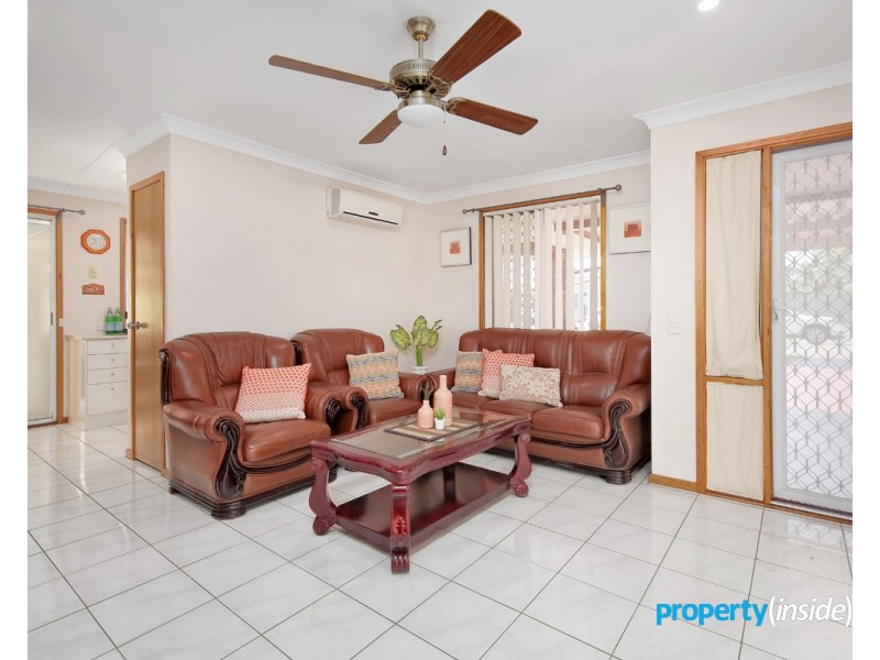 32 Woodley Crescent, Glendenning NSW 2761