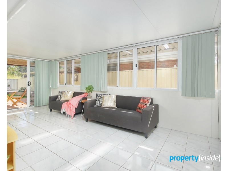 32 Woodley Crescent, Glendenning NSW 2761