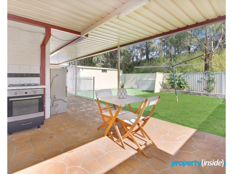 32 Woodley Crescent, Glendenning NSW 2761