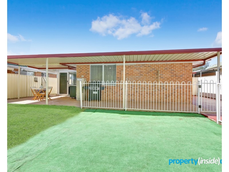 32 Woodley Crescent, Glendenning NSW 2761