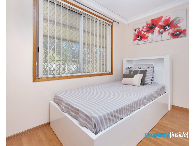 32 Woodley Crescent, Glendenning NSW 2761