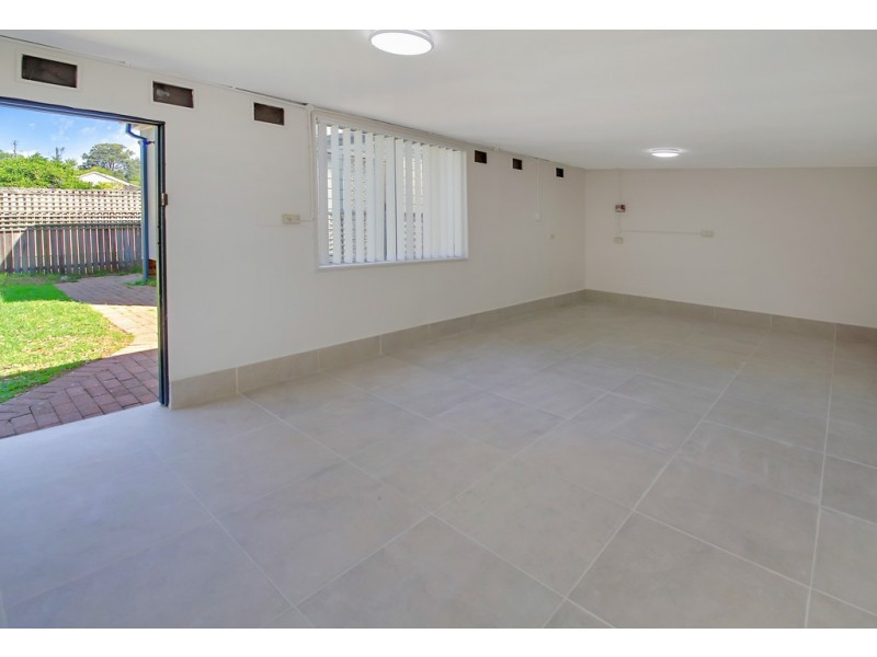 5 McCoy Street, Toongabbie NSW 2146