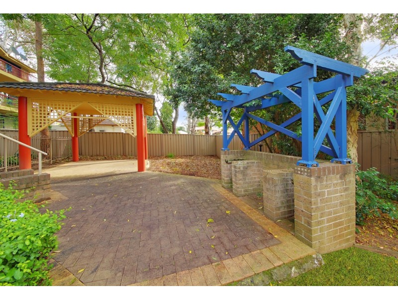 12/240-242 Targo Road, Toongabbie NSW 2146