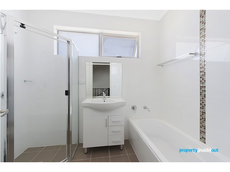 7/4 Barangaroo Road, Toongabbie NSW 2146