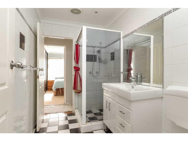 41 Mackenzie Boulevarde, Seven Hills NSW 2147