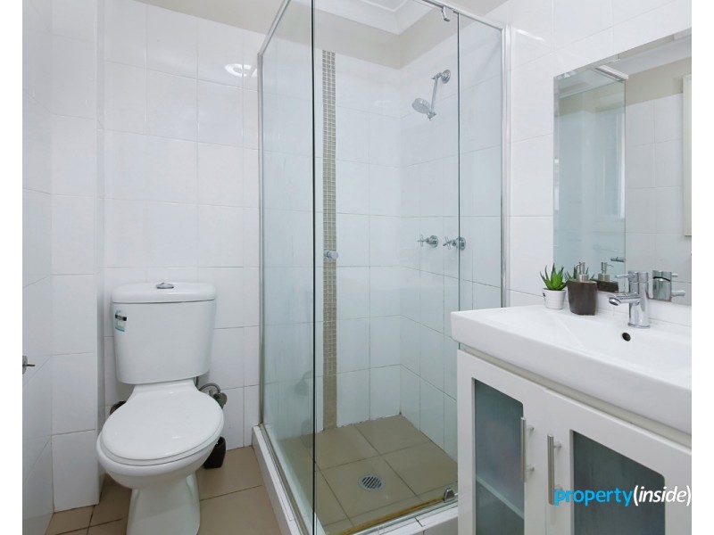 1/169 Cornelia Road, Toongabbie NSW 2146