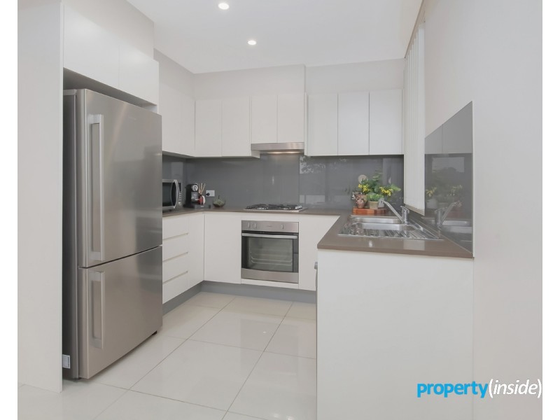 9/232 Targo Road, Toongabbie NSW 2146