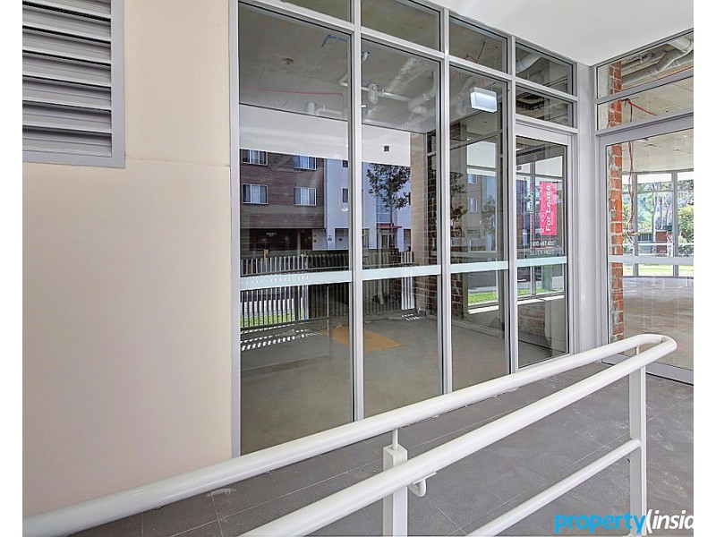 Shop 5/13-15 Civic Ave, Pendle Hill NSW 2145