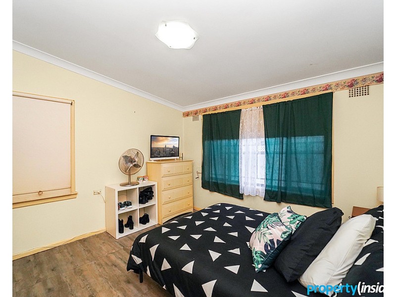 77 Manila Road, Lethbridge Park NSW 2770