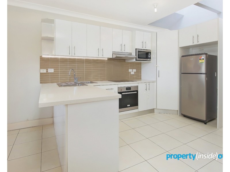 2/22 Tallawong Ave, Blacktown NSW 2148
