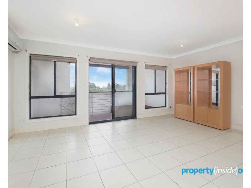 2/22 Tallawong Ave, Blacktown NSW 2148