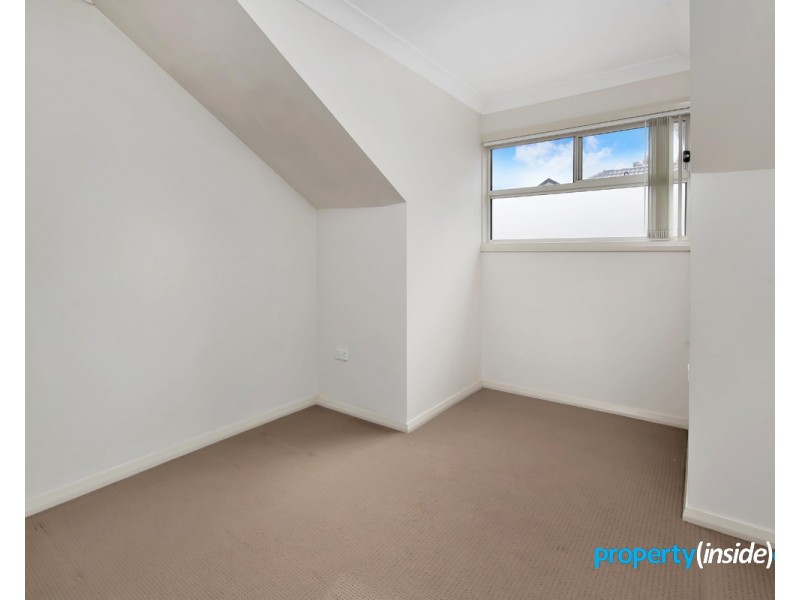 6/11-13 Carinya Road, Girraween NSW 2145